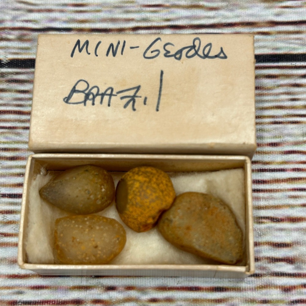 Vintage Brazil Mini Geodes Amethyst Cabs Natural Mineral Specimen Set of 4 Boxed